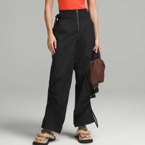 Lululemon Cinchable Wide-Leg High-Rise Pant Size 14 Black Relaxed Fit